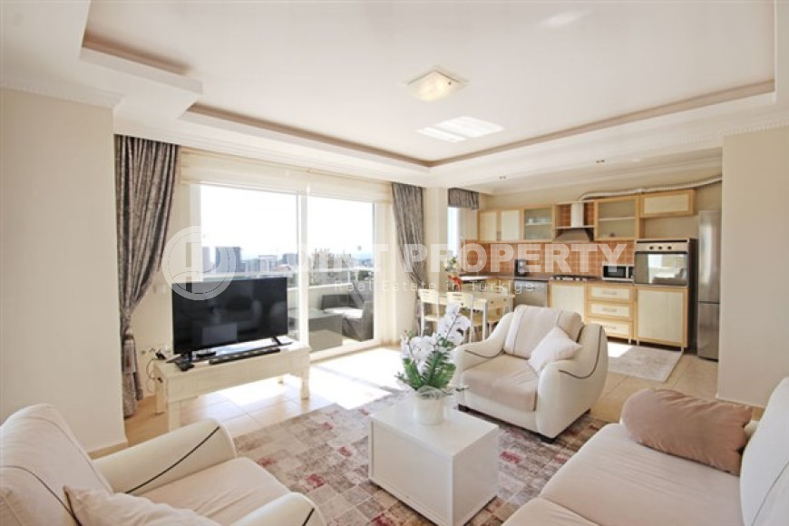 Bright spacious apartment with two bedrooms one and a half kilometers from the sea.-id-4498-photo-1