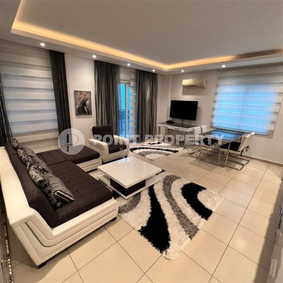 Beautiful three-room apartment 120 m2 with a 2+1 layout, Alanya, Kizlar Pinari-id-4543-photo-1