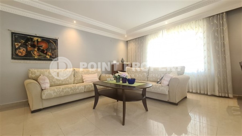 Укомплектованная мебелью квартира 2+1 с прекрасной локацией в 150 метрах от городских пляжей Аланьи-id-4855-фото-1