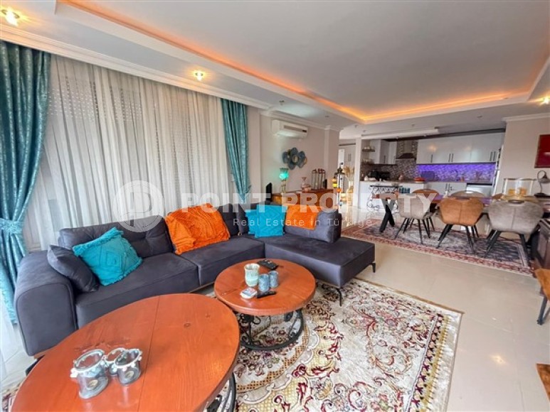 Comfortable 3+1 apartment with a large outdoor terrace overlooking the Taurus Mountains-id-5342-photo-1