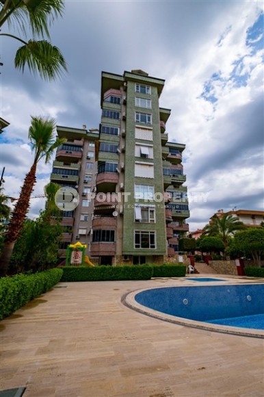 Spacious 3+1 apartment with panoramic views of the city and the Taurus Mountains 800 meters from the sea-id-5353-photo-1