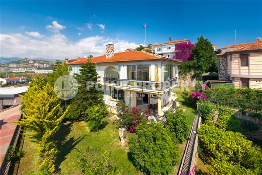 Beautiful two-storey villa with panoramic sea views, in the picturesque area of Alanya - Konakli-id-5561-photo-1