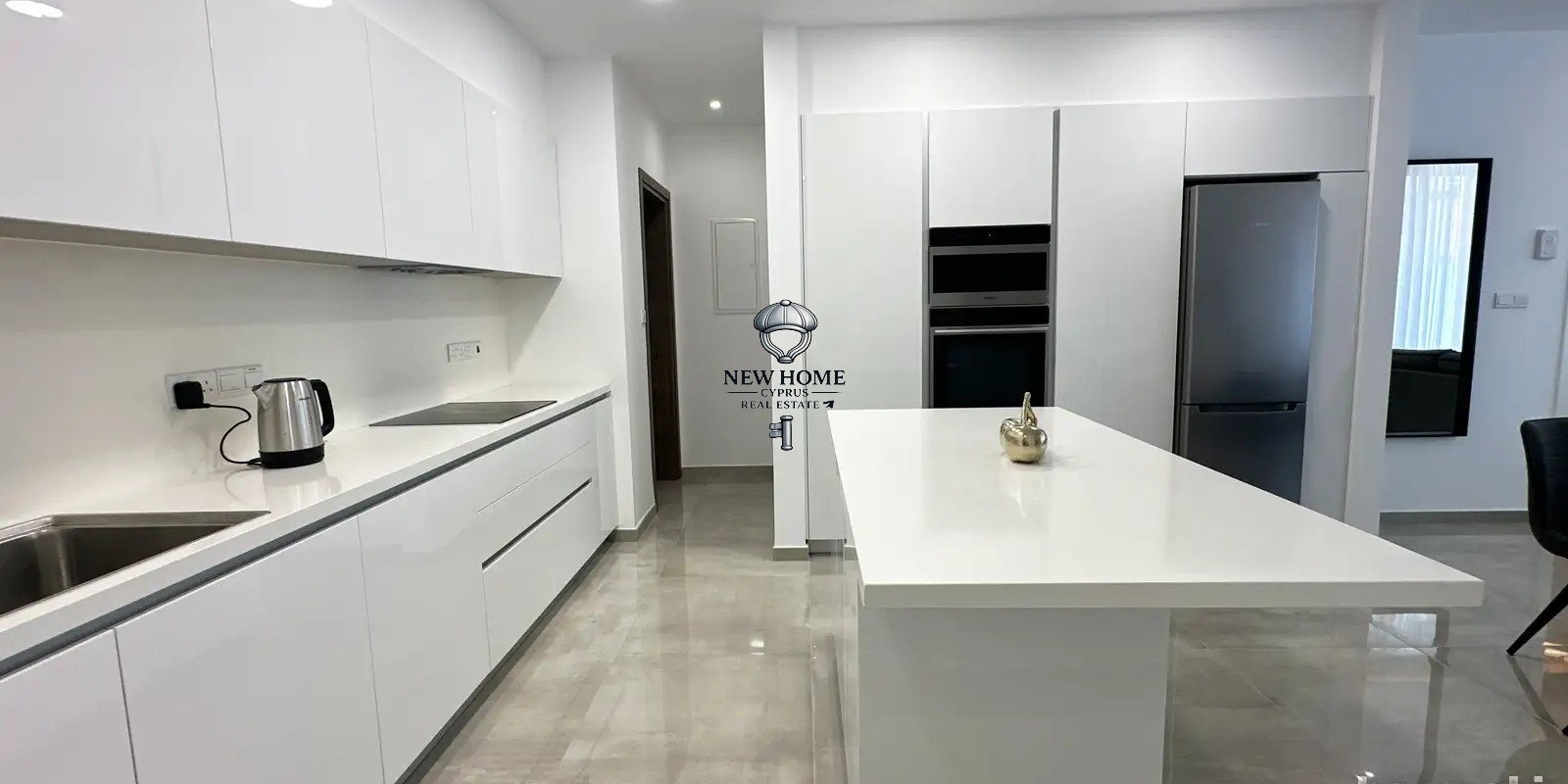 3-bedroom apartment in Petrou Kai Pavlou, Limassol — 9