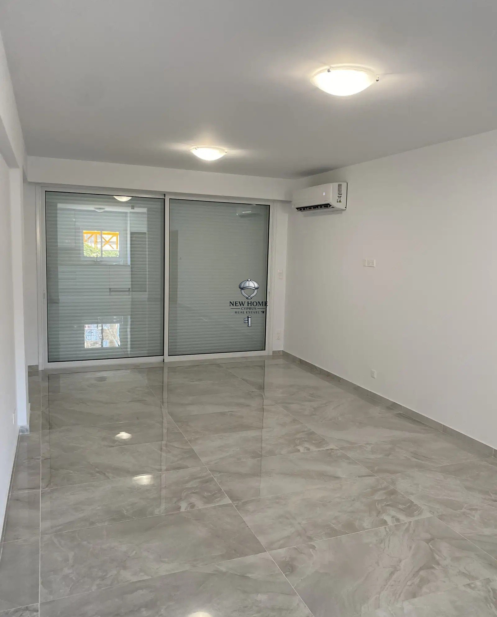 3-bedroom apartment in Agios Tychonas, Limassol — 2