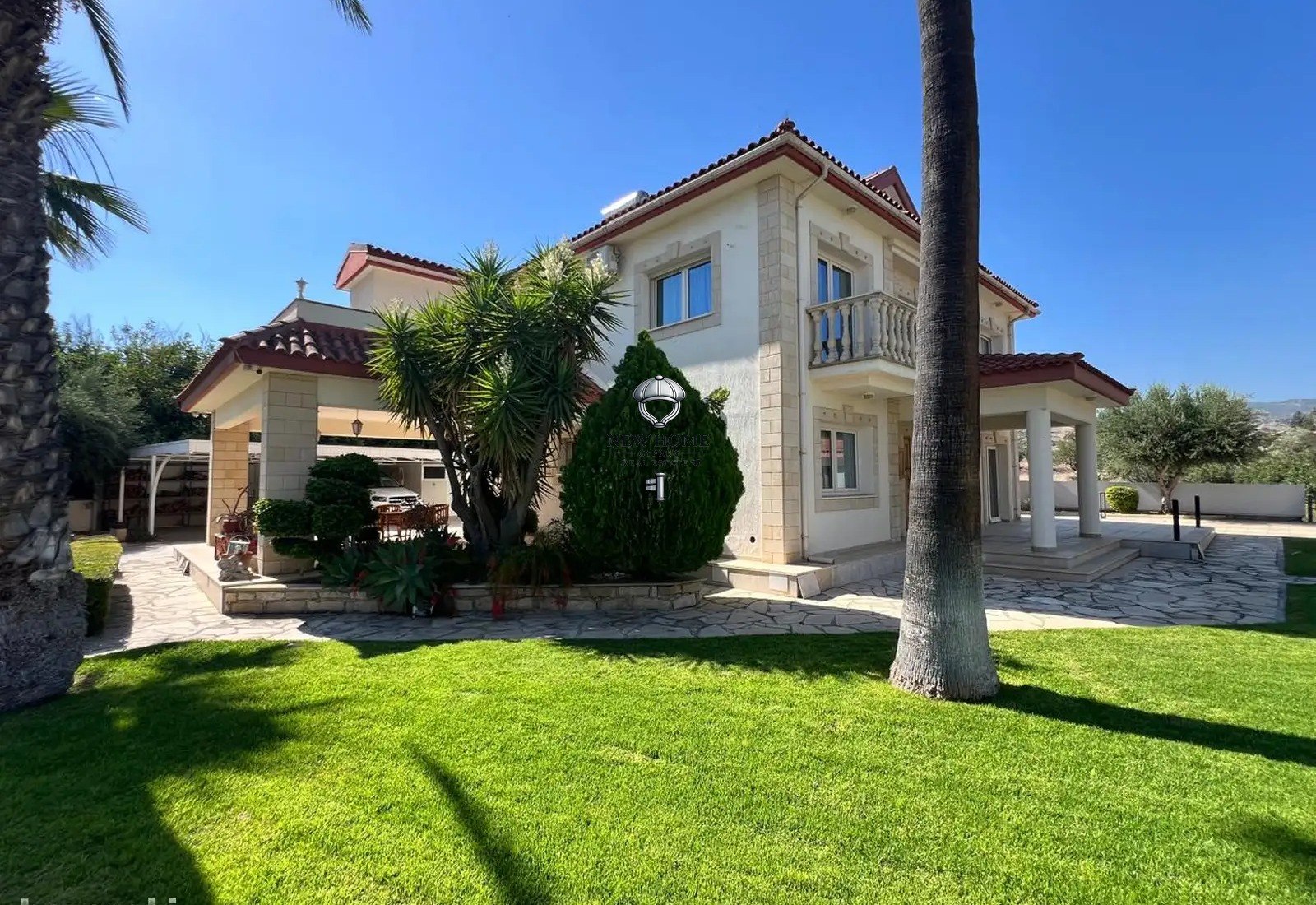 House, 5 bedrooms — 2
