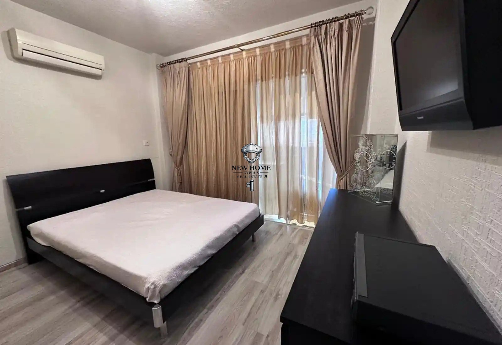 Apartment, 2 bedrooms — 4