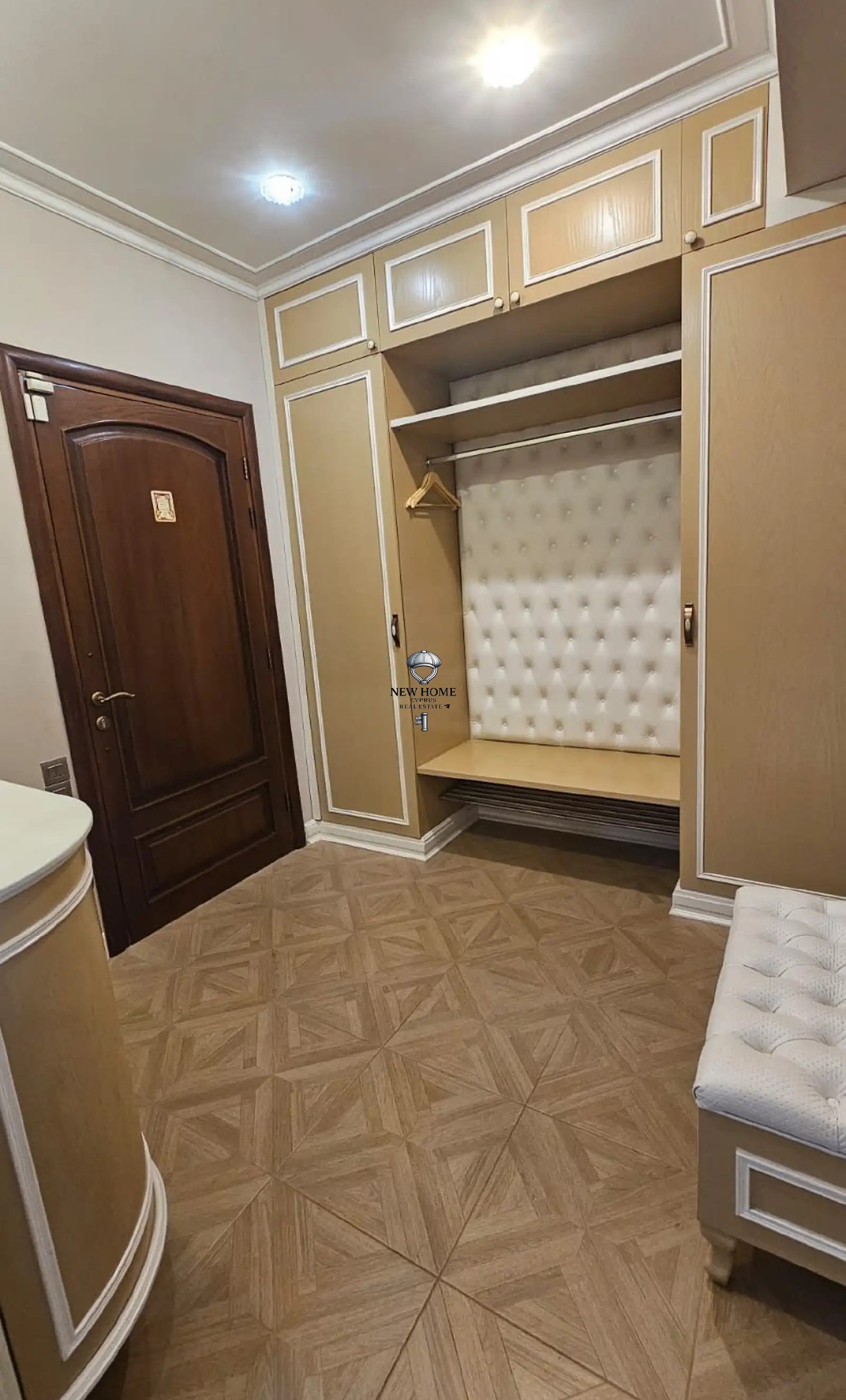 House, 4 bedrooms — 2