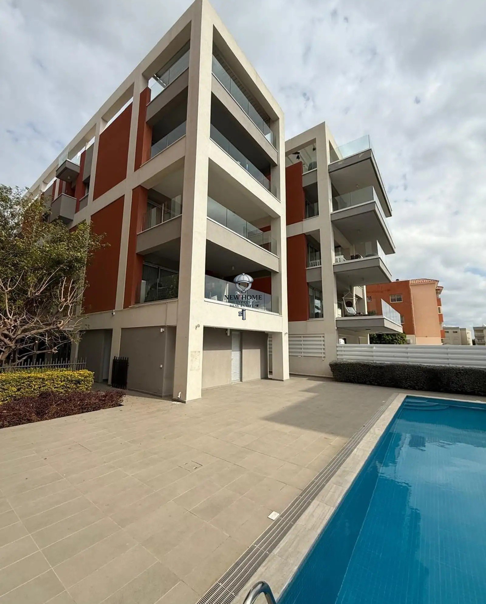 Penthouse, 3 bedrooms — 2