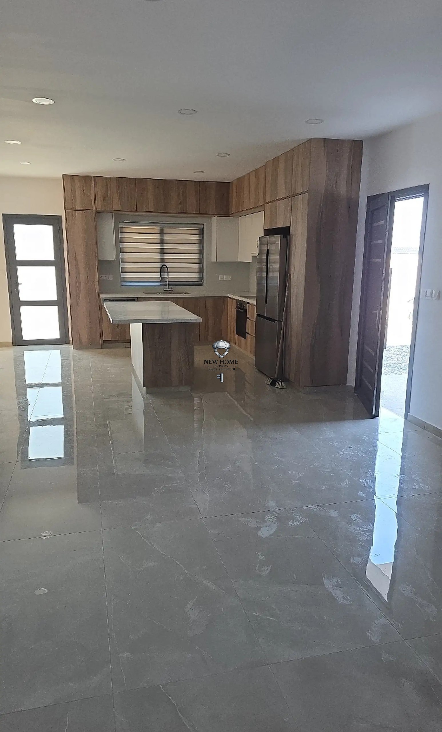 House, 3 bedrooms — 4