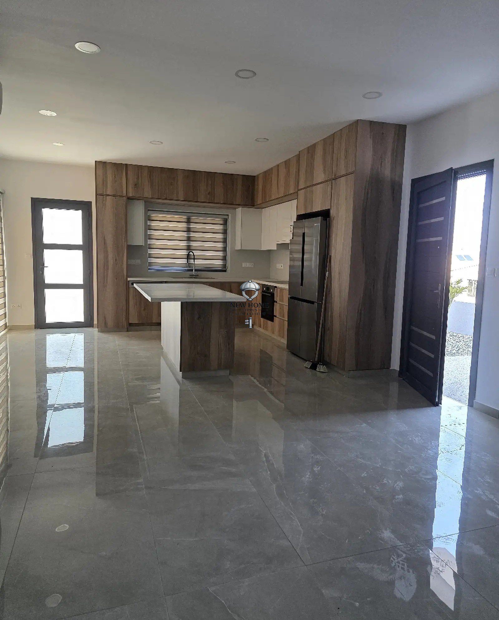 House, 3 bedrooms — 6