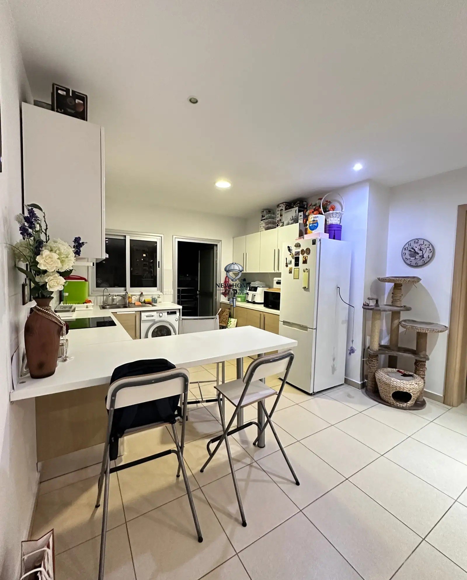 Apartment, 2 bedrooms — 6