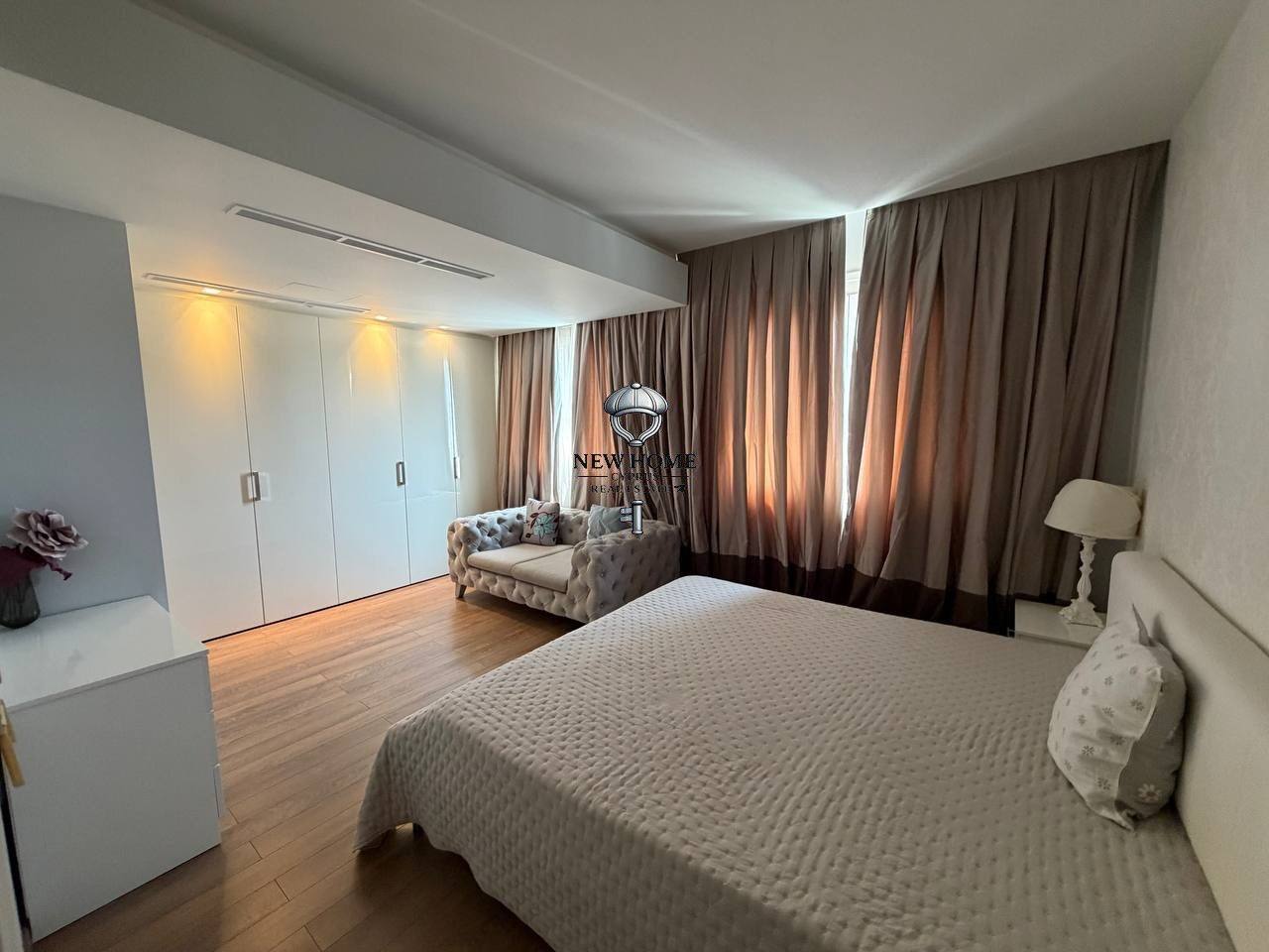 Apartment, 4 bedrooms — 8