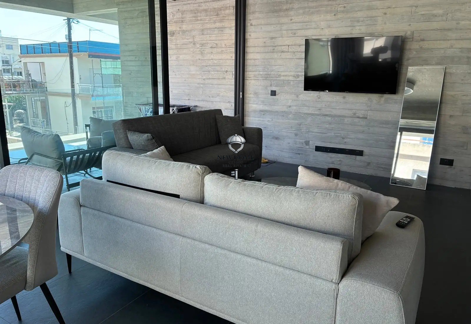 Apartment, 2 bedrooms — 8