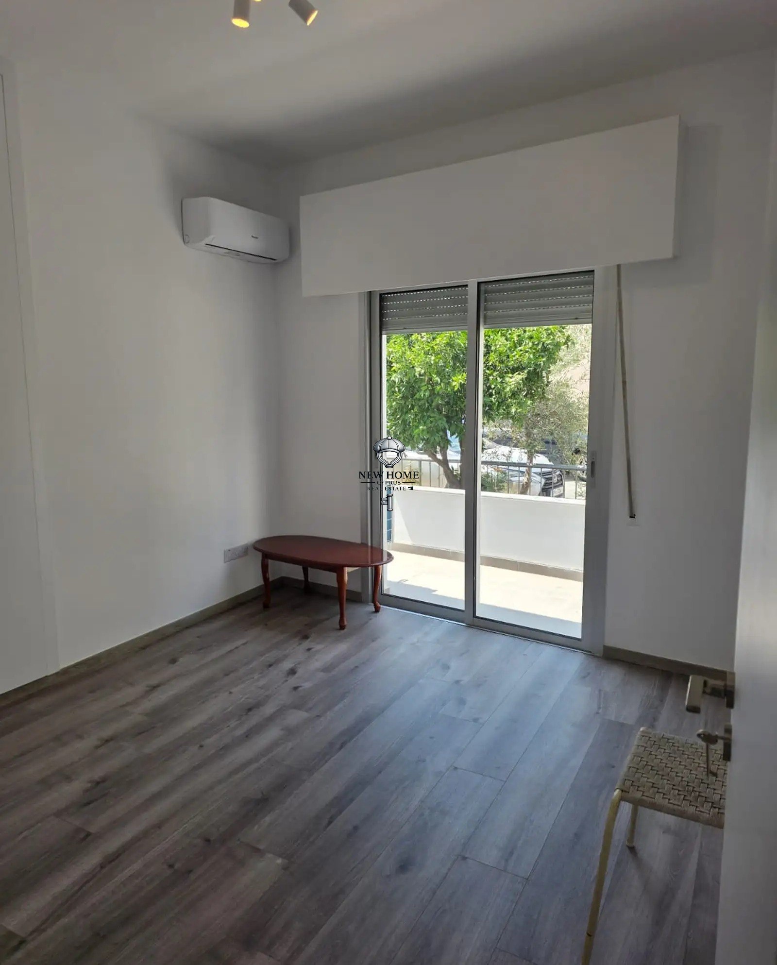 House, 3 bedrooms — 2
