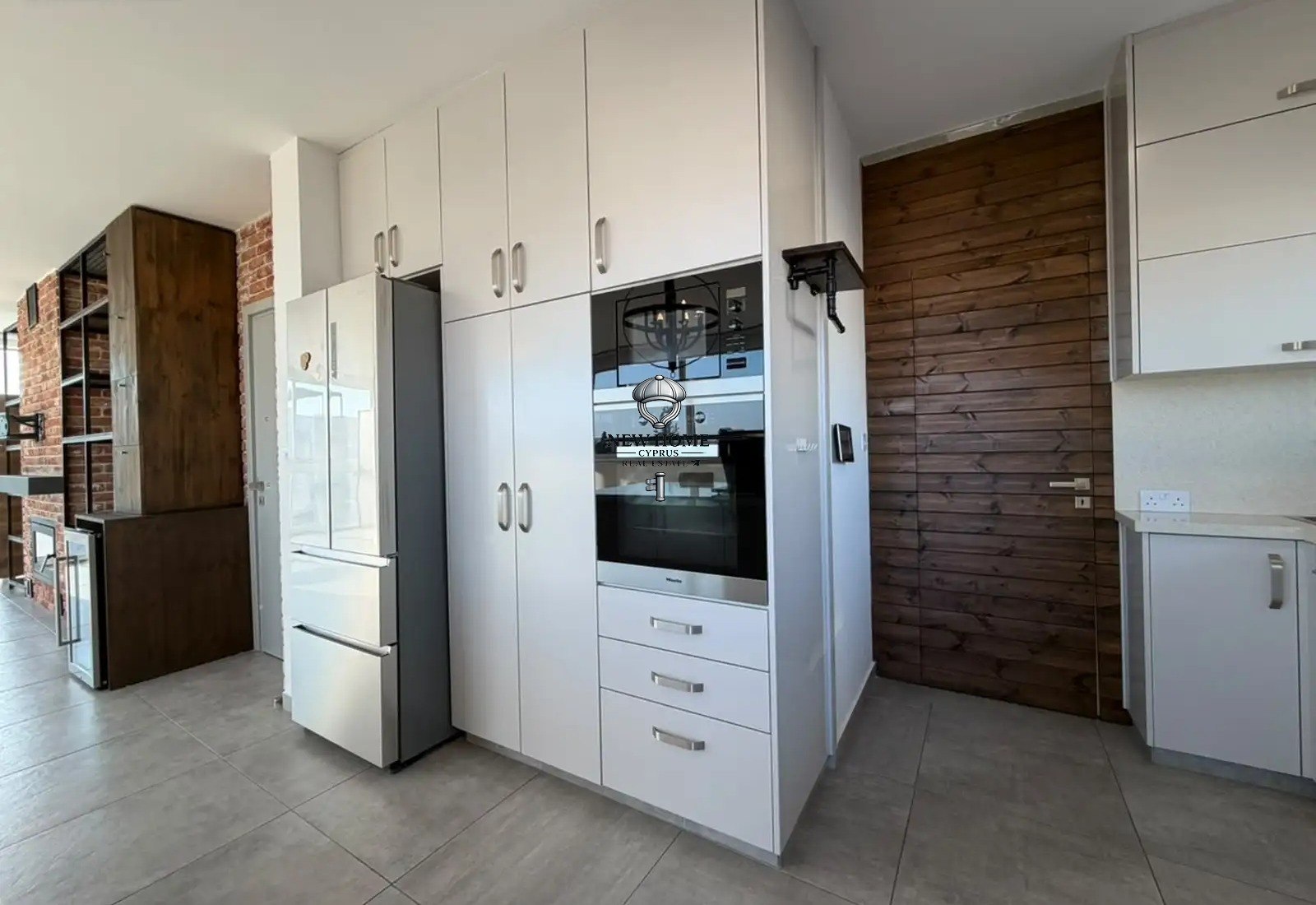 Penthouse, 3 bedrooms — 4