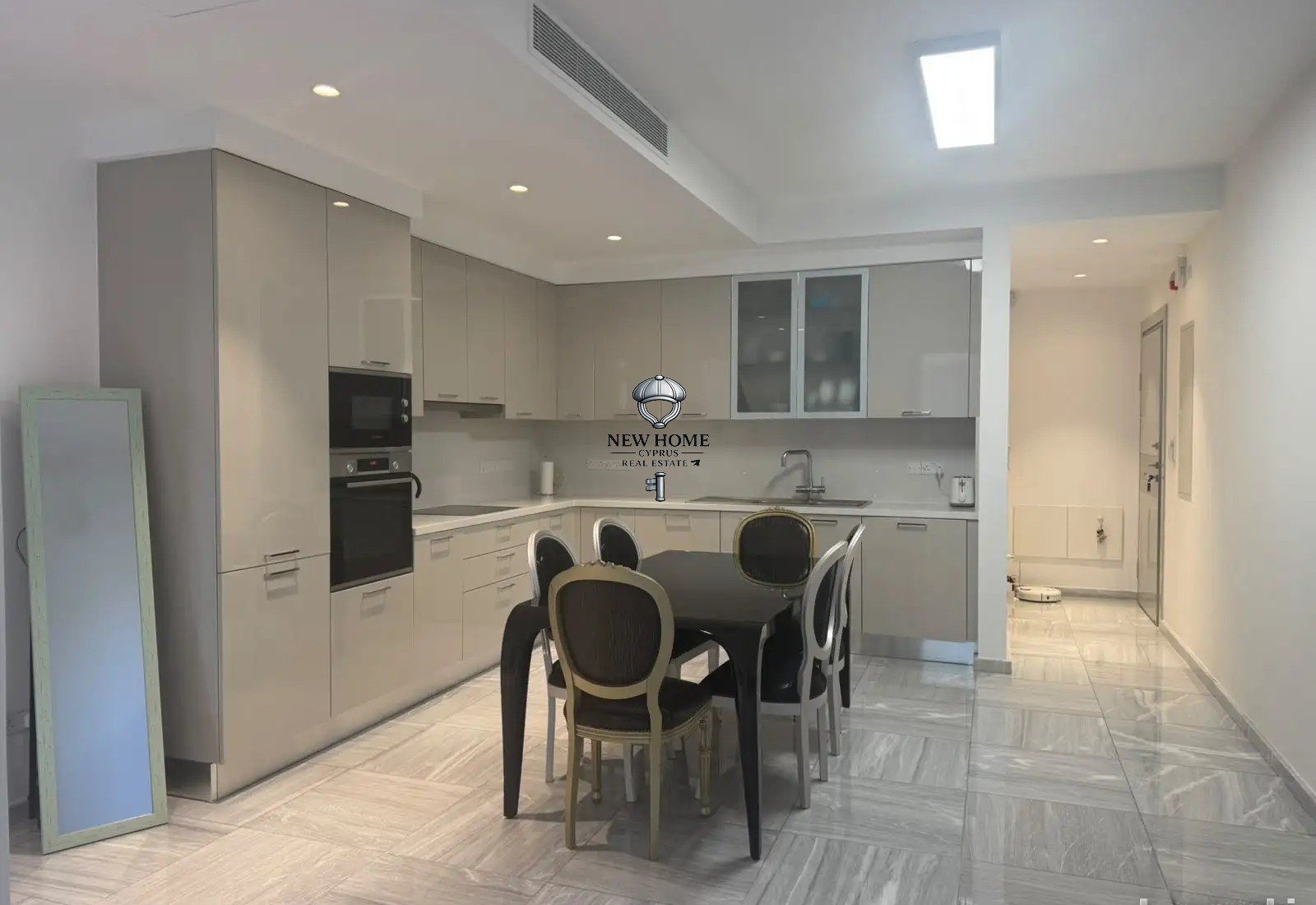 Apartment, 2 bedrooms — 3
