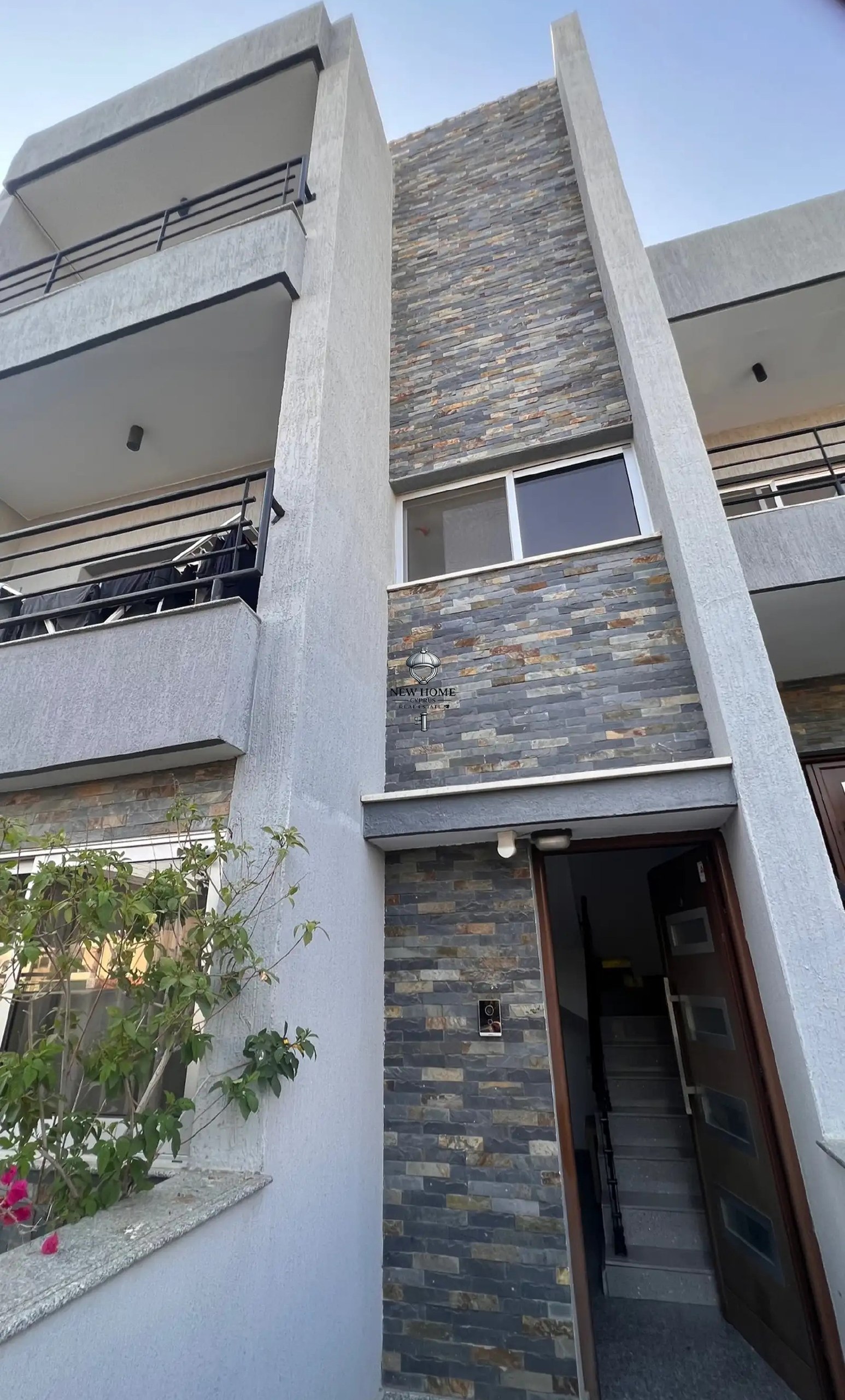 House, 3 bedrooms — 6