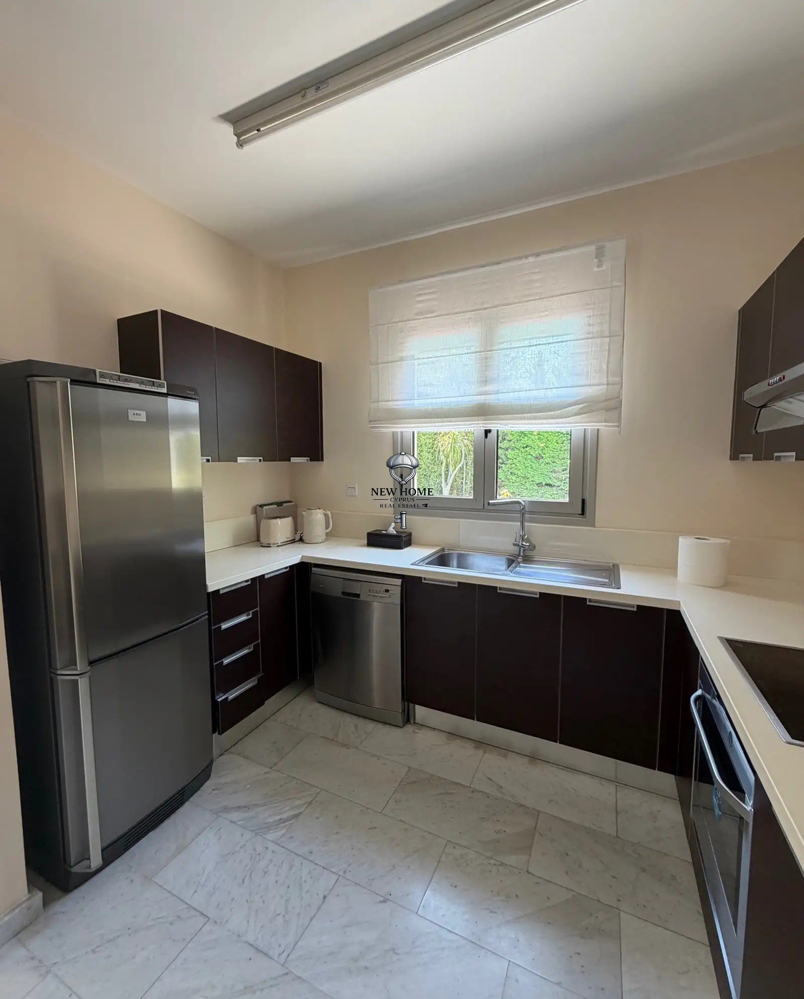 House, 3 bedrooms — 6