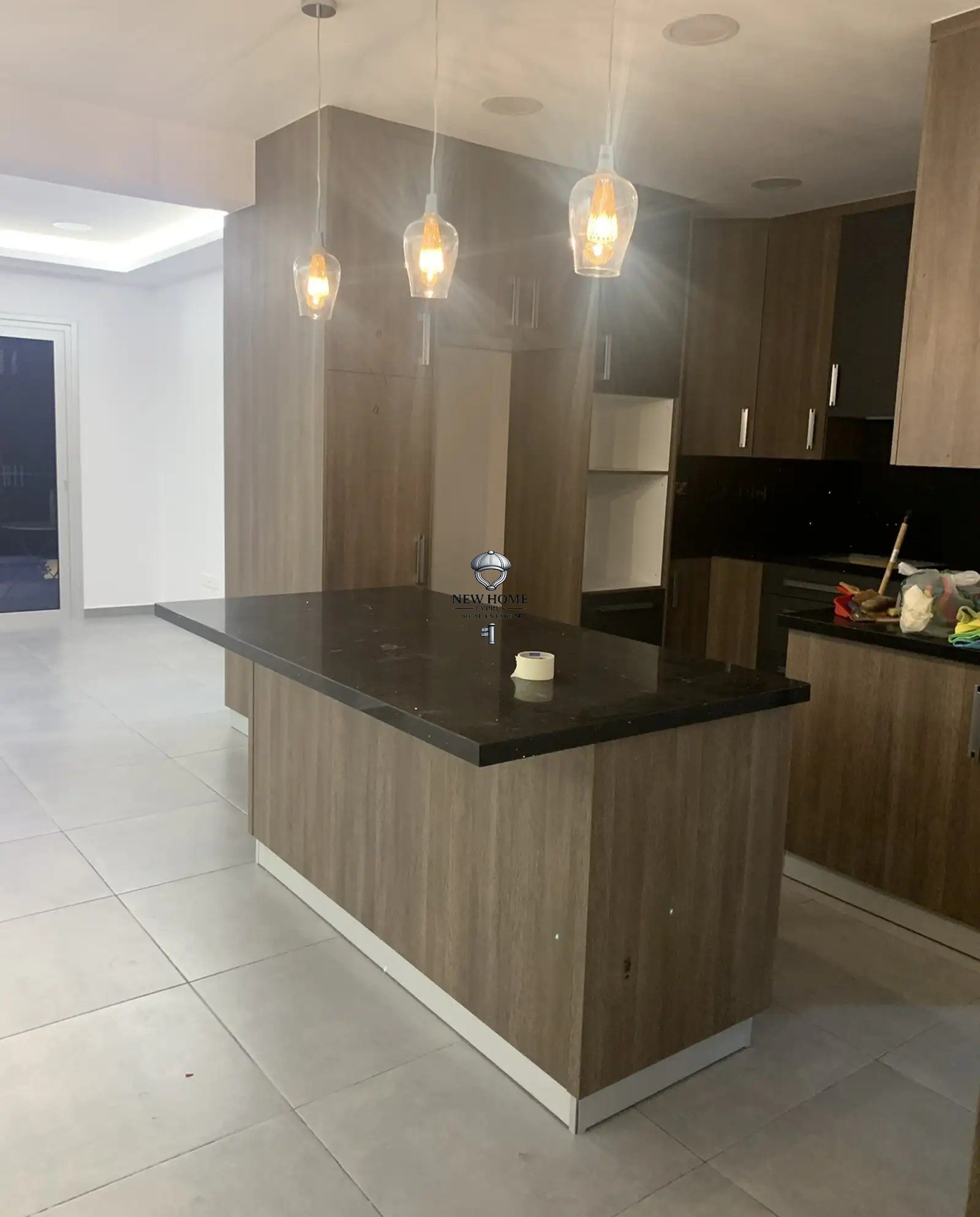 House, 3 bedrooms — 6
