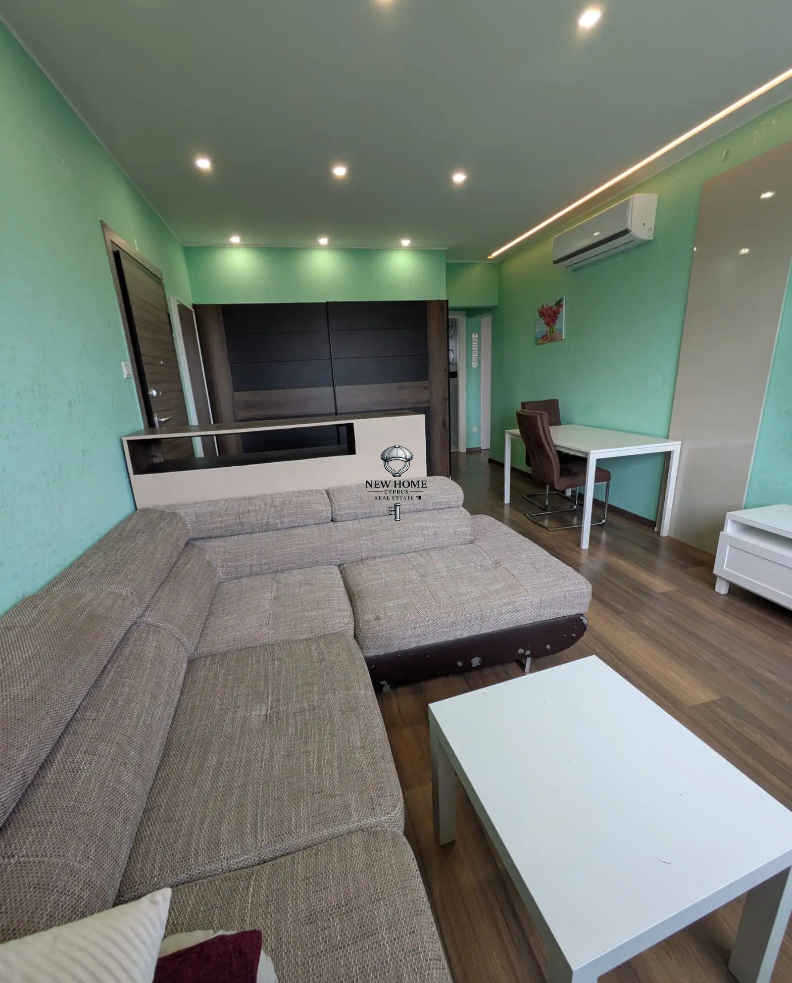 Apartment, 2 bedrooms — 4