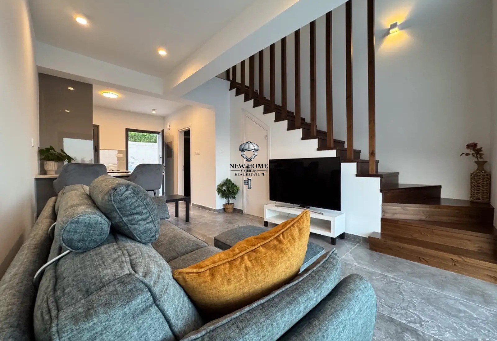 Maisonette, 1 bedroom — 2