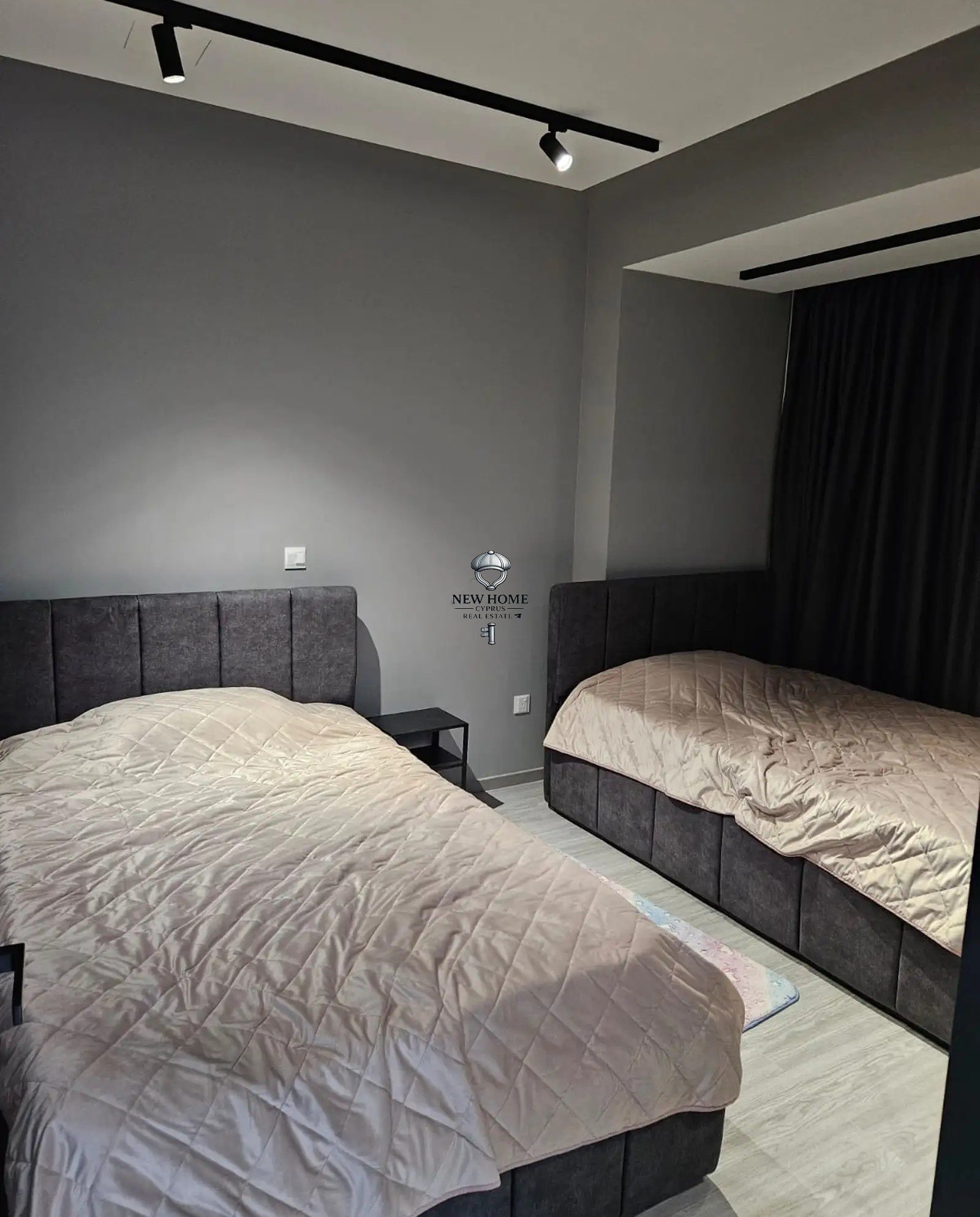 Villa, 5 bedrooms — 8