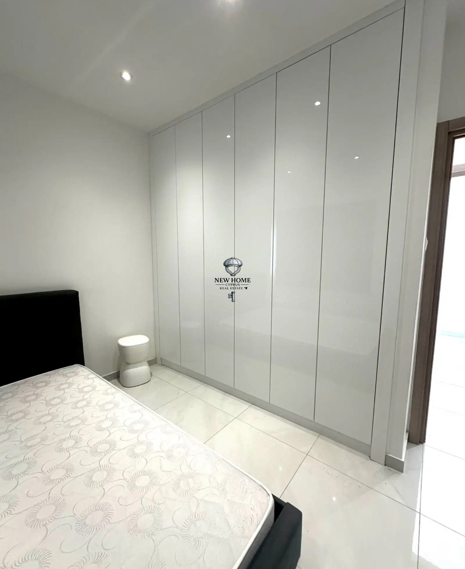 Apartment, 2 bedrooms — 4