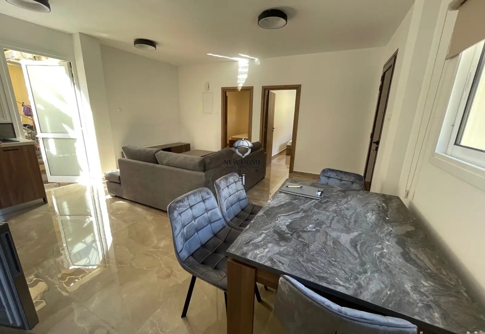 House, 2 bedrooms — 5