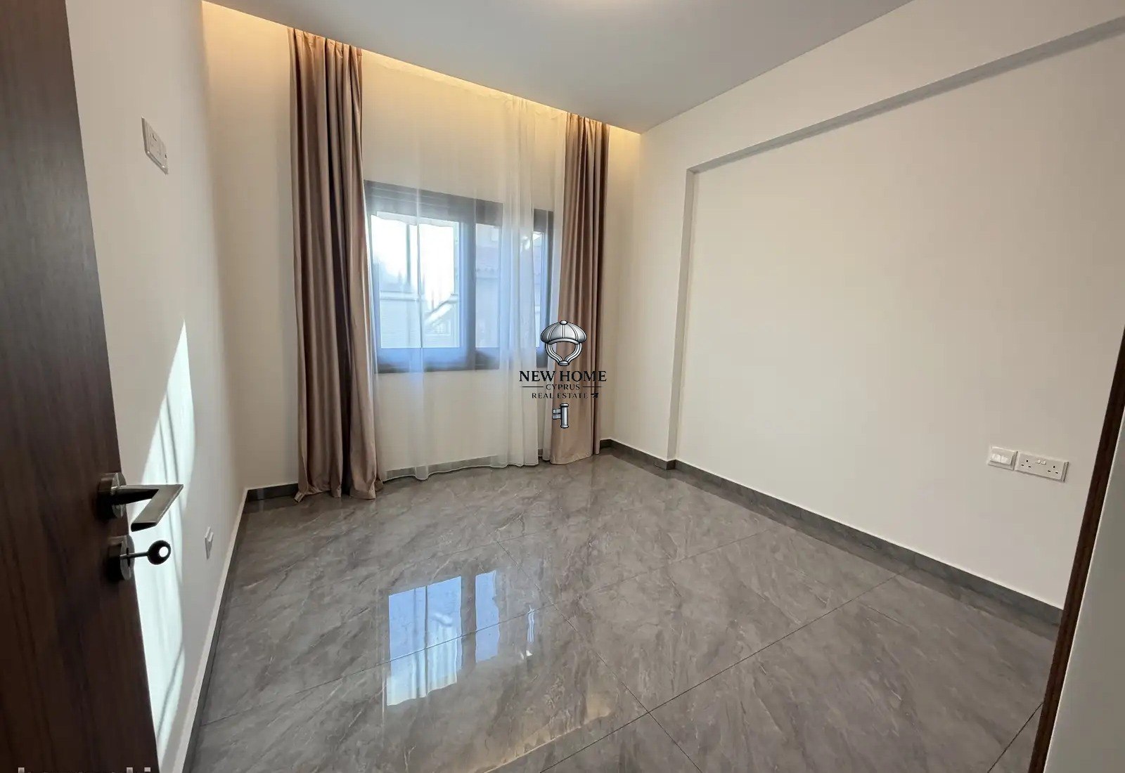 House, 3 bedrooms — 2