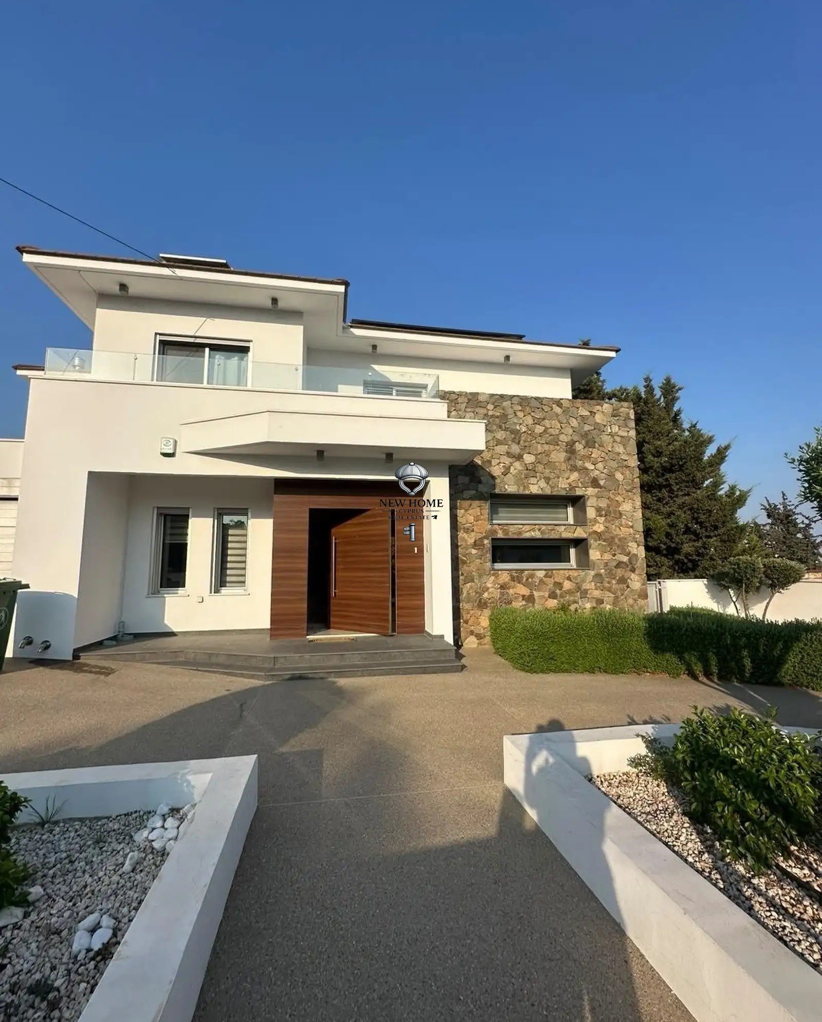 Villa, 5 bedrooms — 9