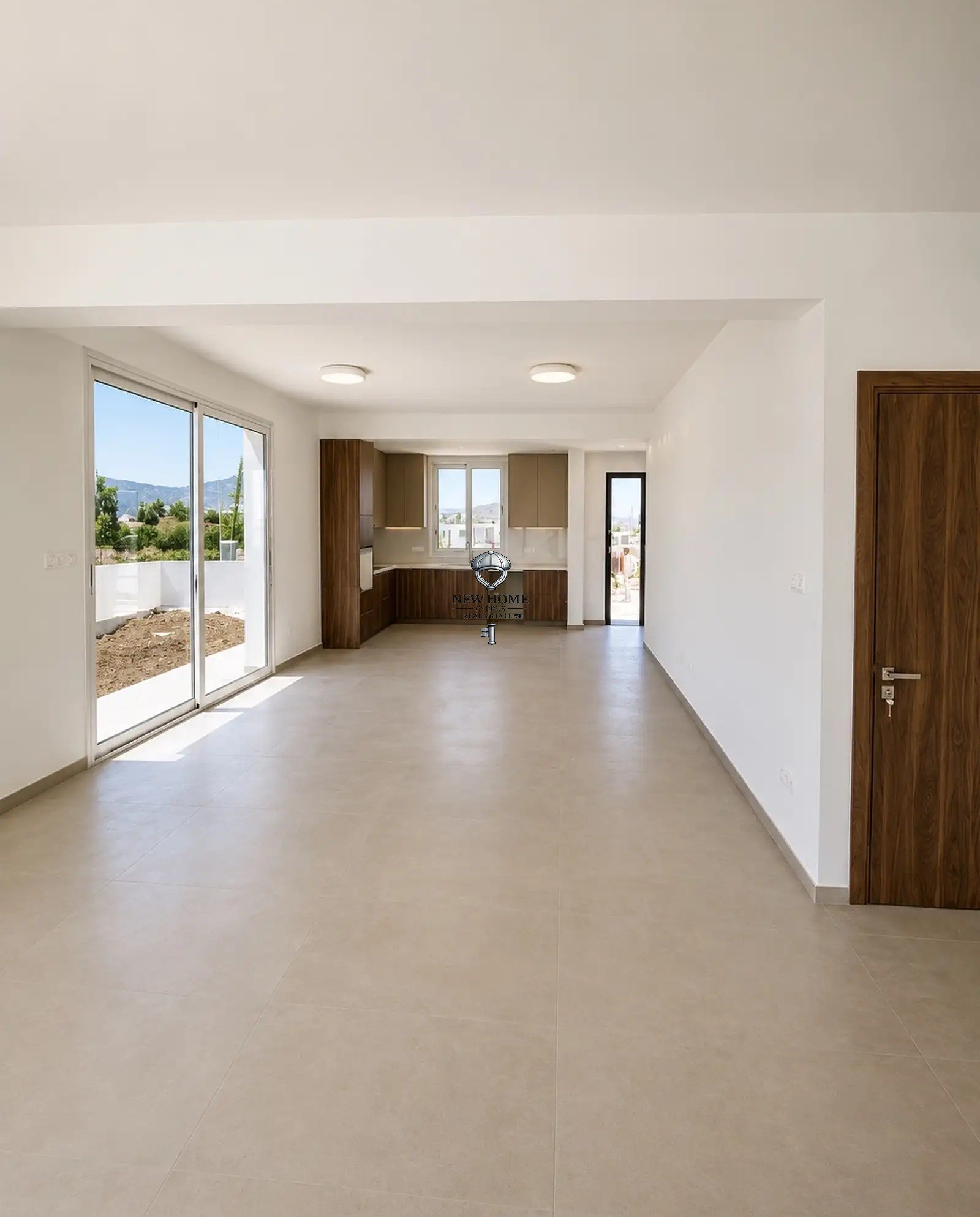 House, 3 bedrooms — 3