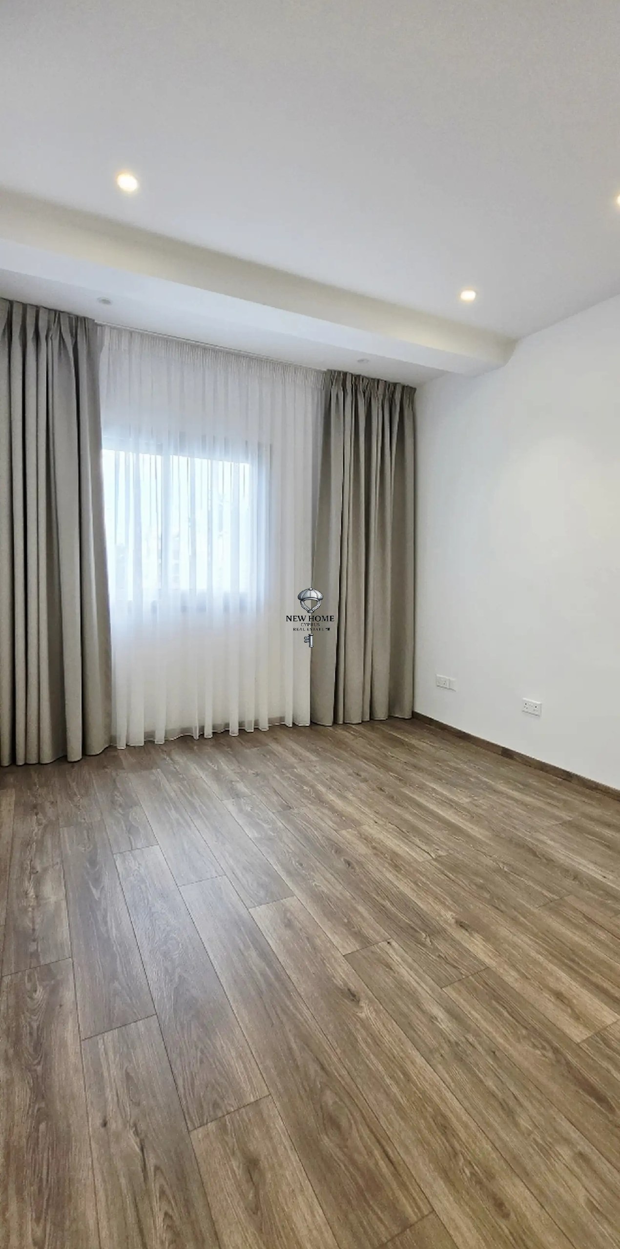 House, 3 bedrooms — 6