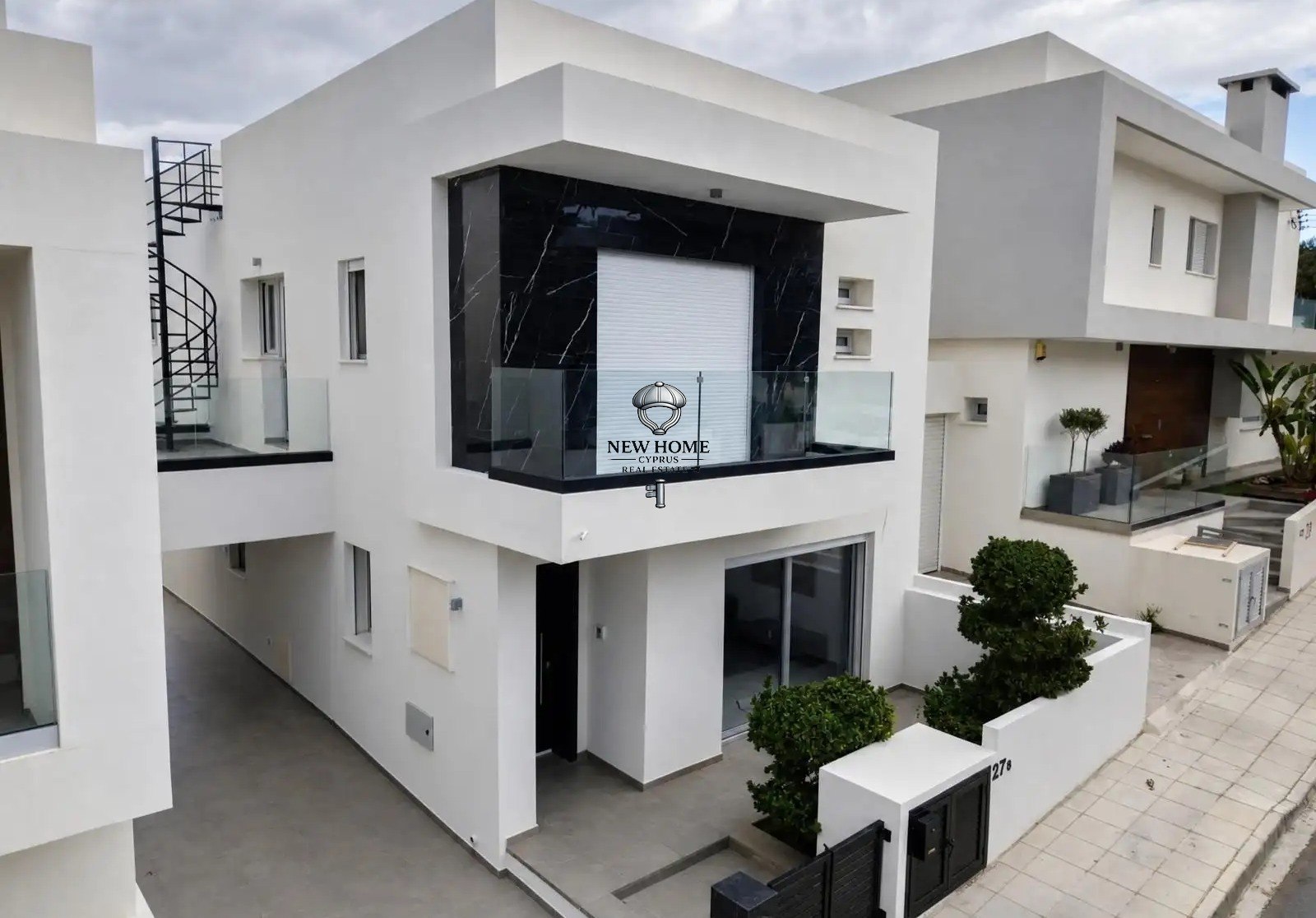 House, 3 bedrooms — 3