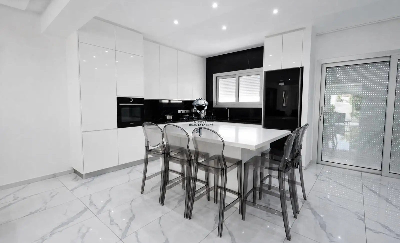 House, 3 bedrooms — 7