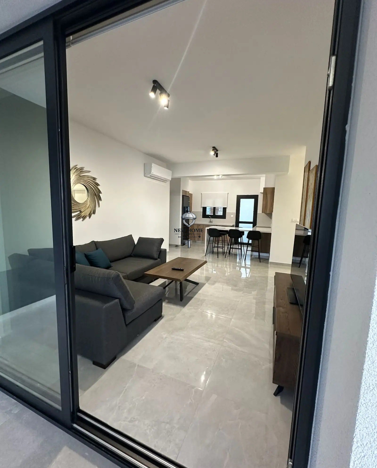 Penthouse, 2 bedrooms — 9