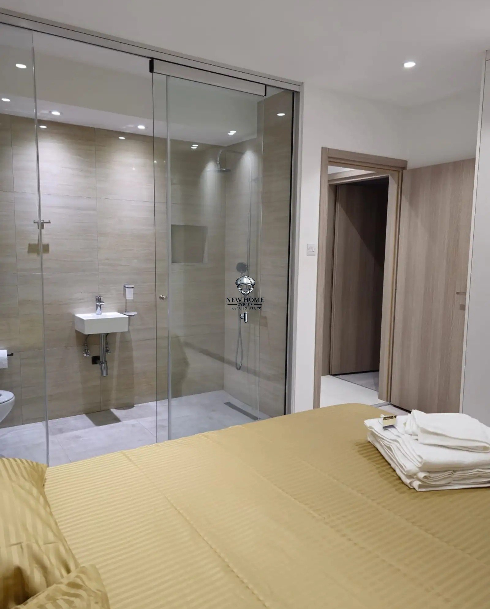 Apartment, 4 bedrooms — 3