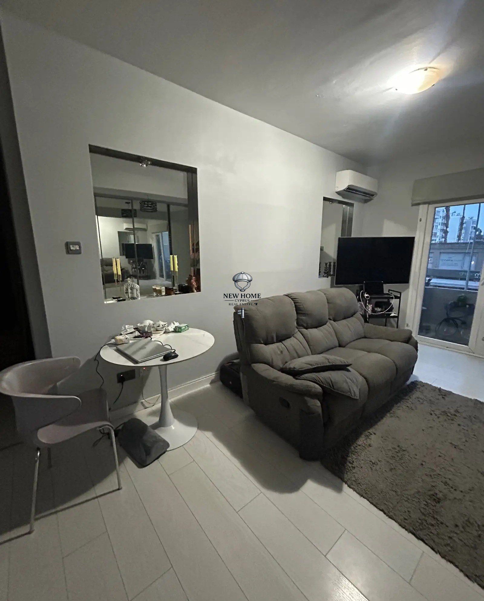 Studio — 2