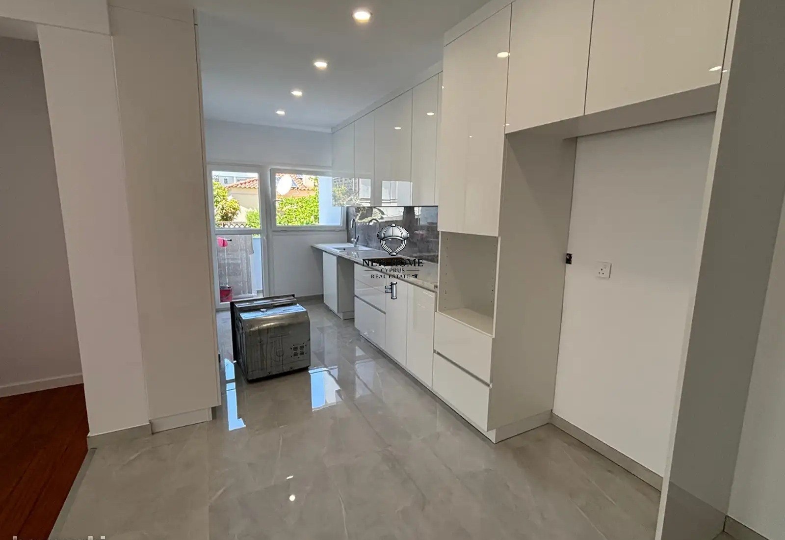 Apartment, 2 bedrooms — 4