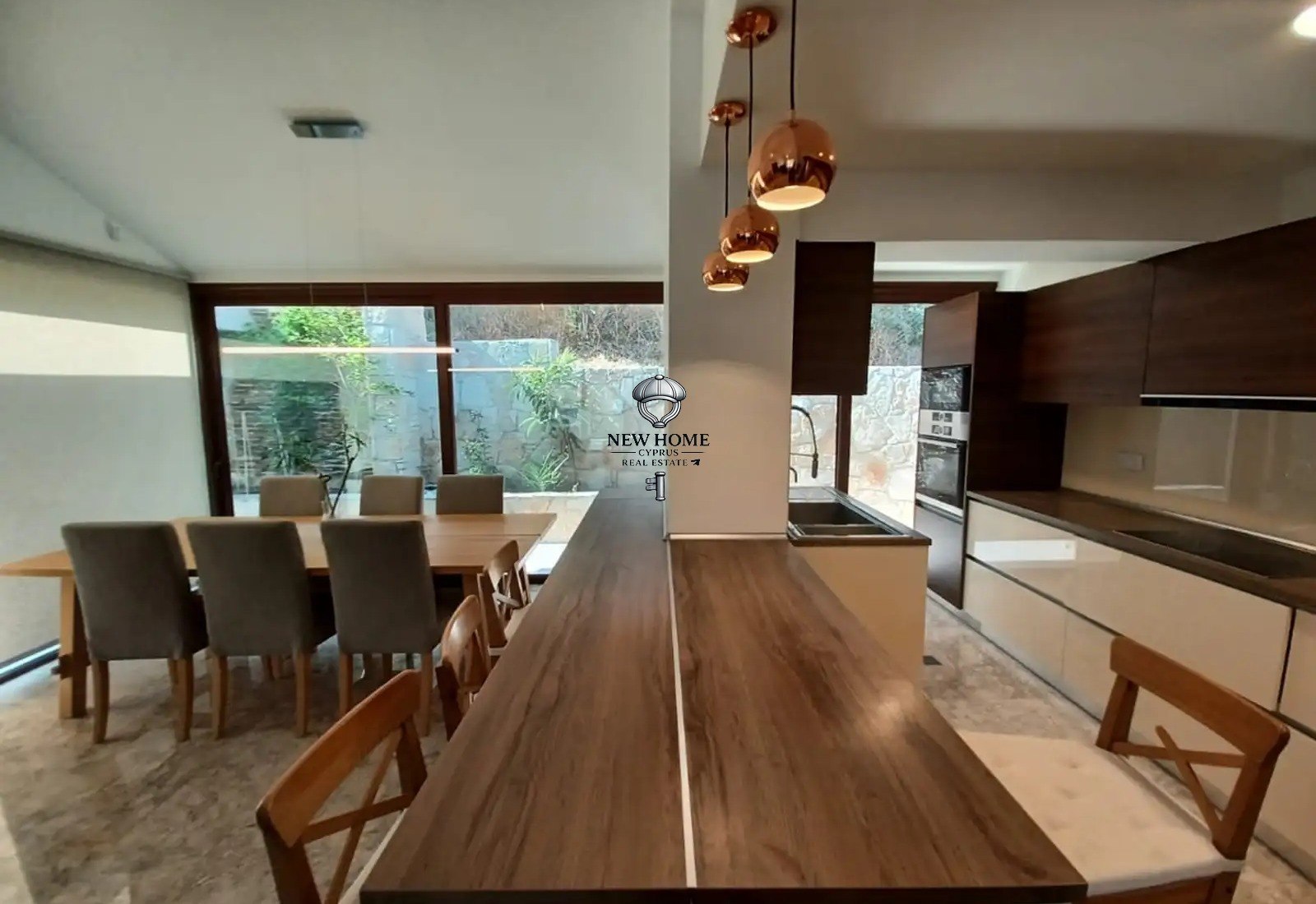 House, 3 bedrooms — 9