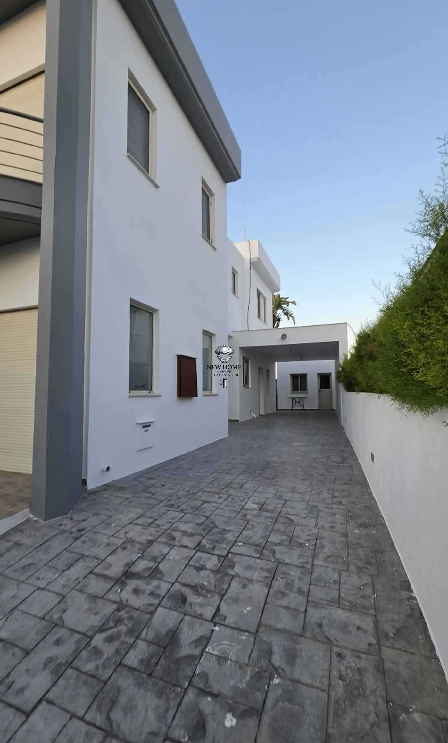 House, 4 bedrooms — 4