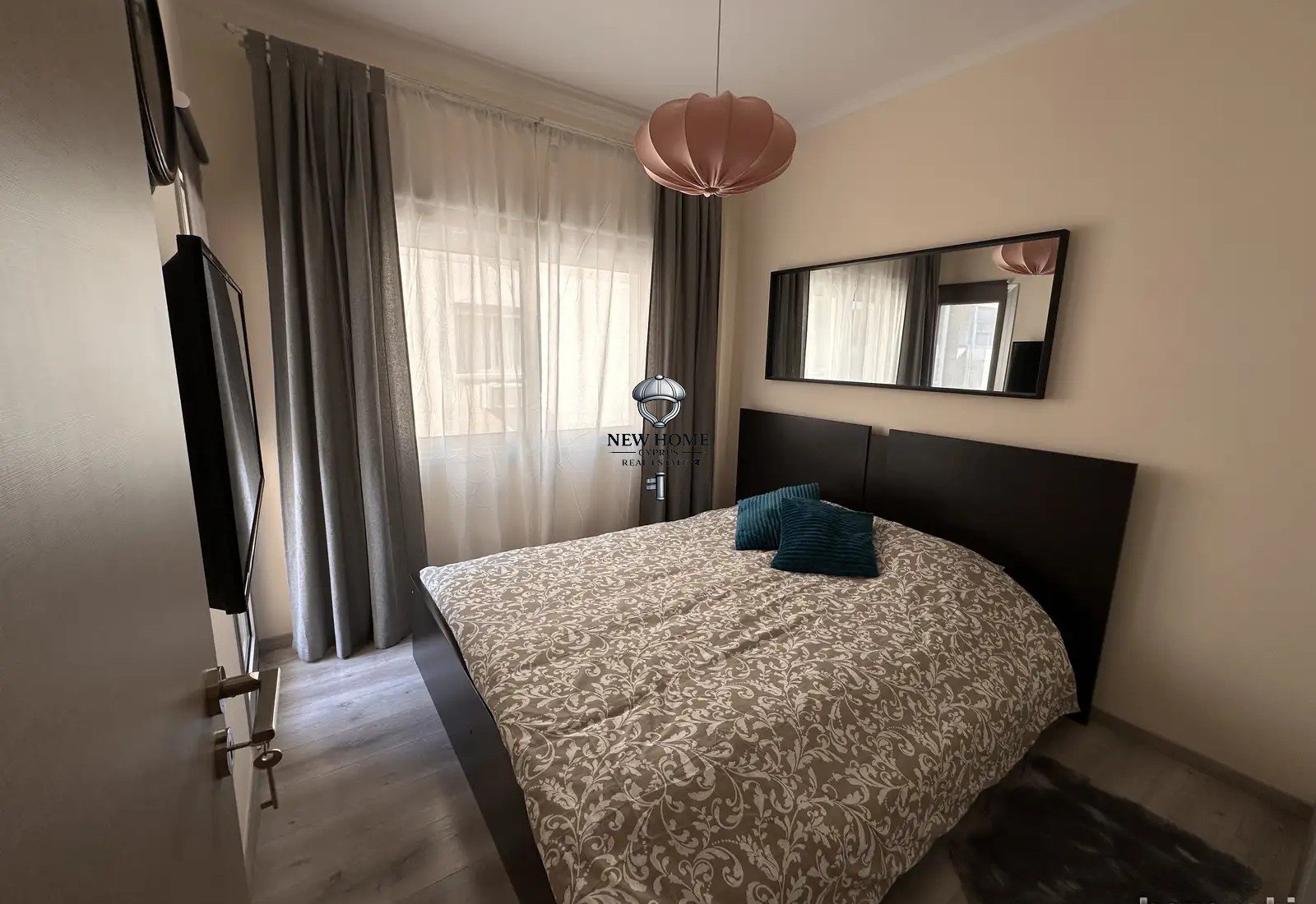Apartment, 2 bedrooms — 6