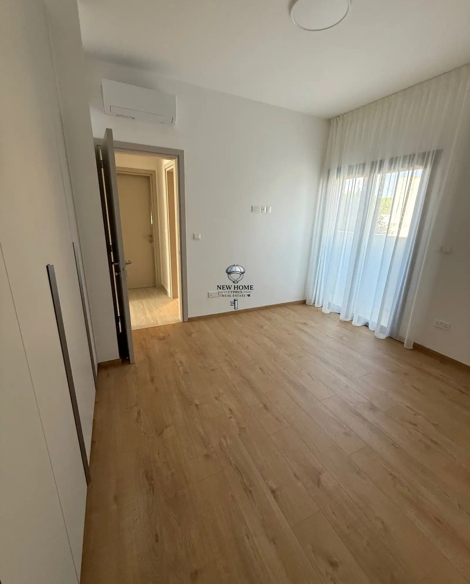 Apartment, 2 bedrooms — 5