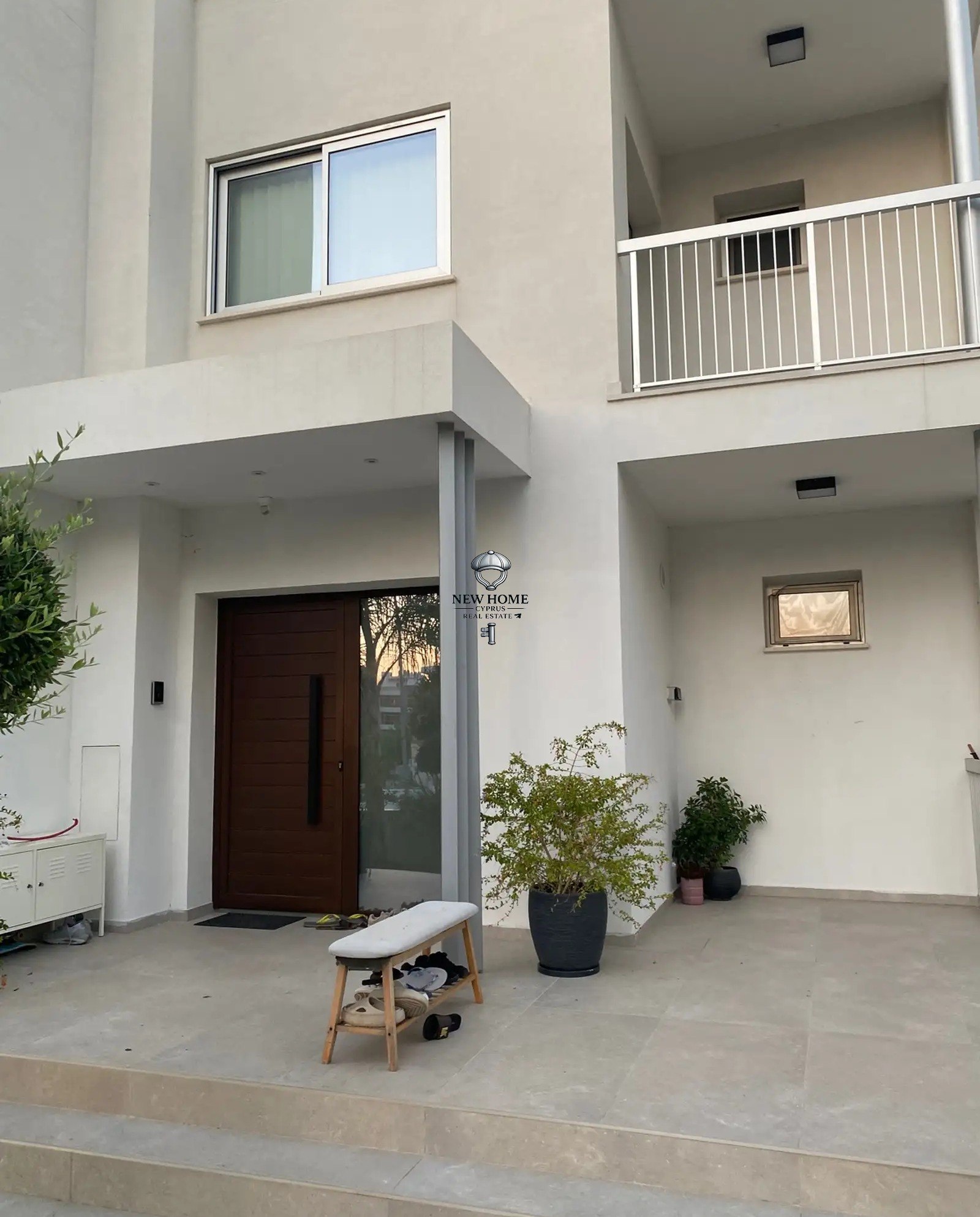 Apartment, 3 bedrooms — 2