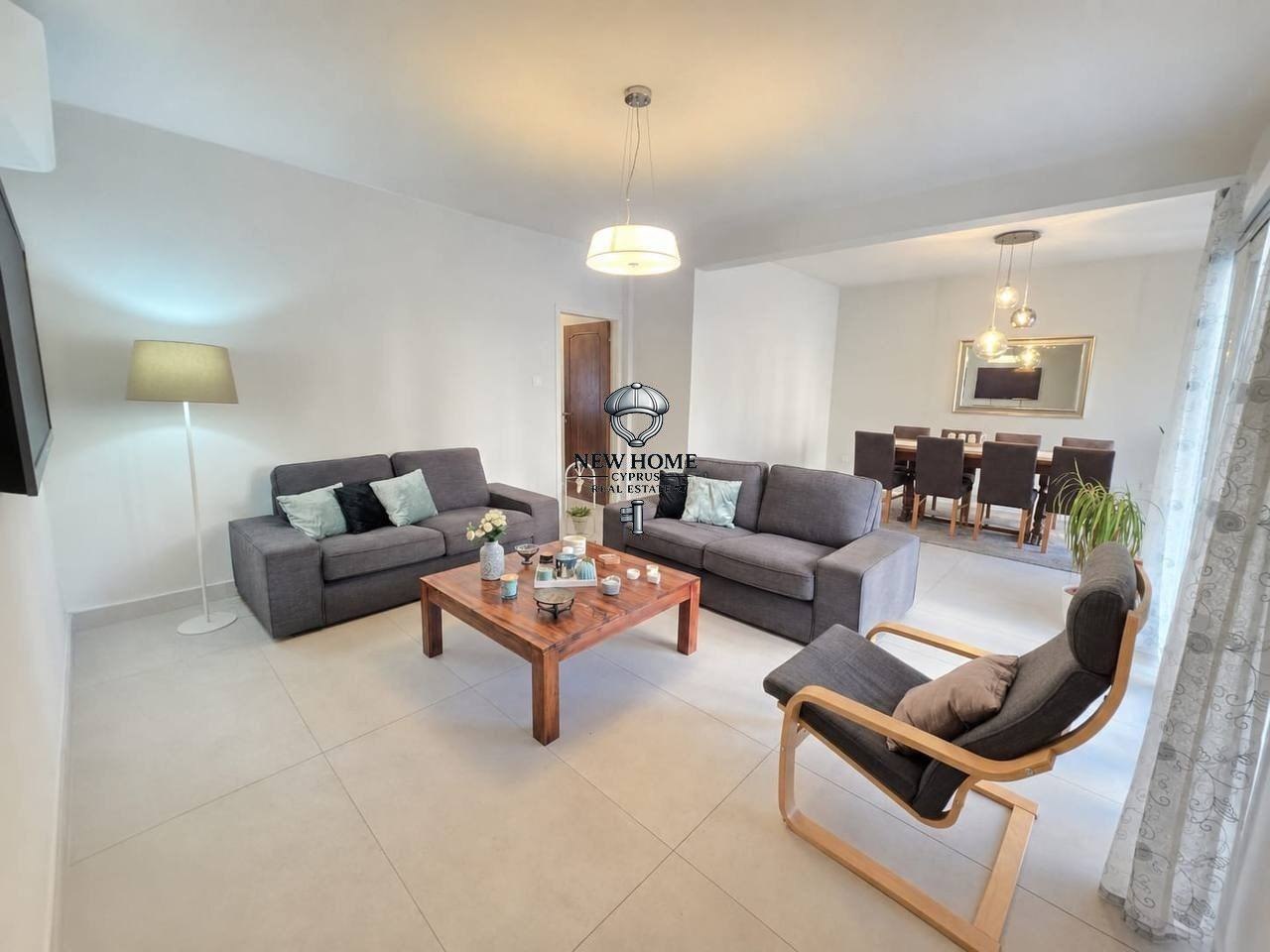 House, 2 bedrooms — 8