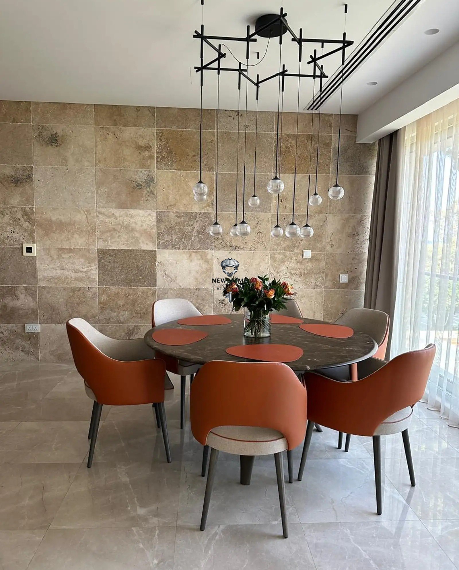 House, 4 bedrooms — 4