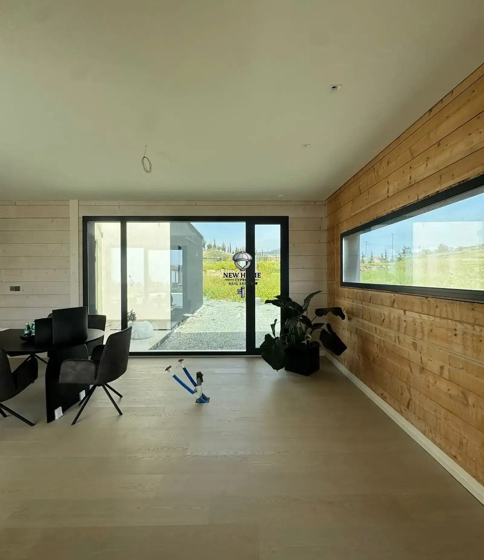 House, 2 bedrooms — 4