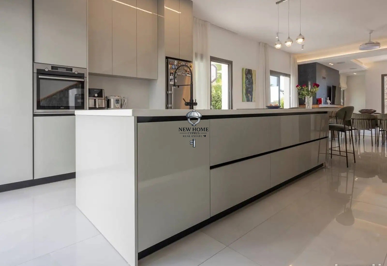 House, 3 bedrooms — 2
