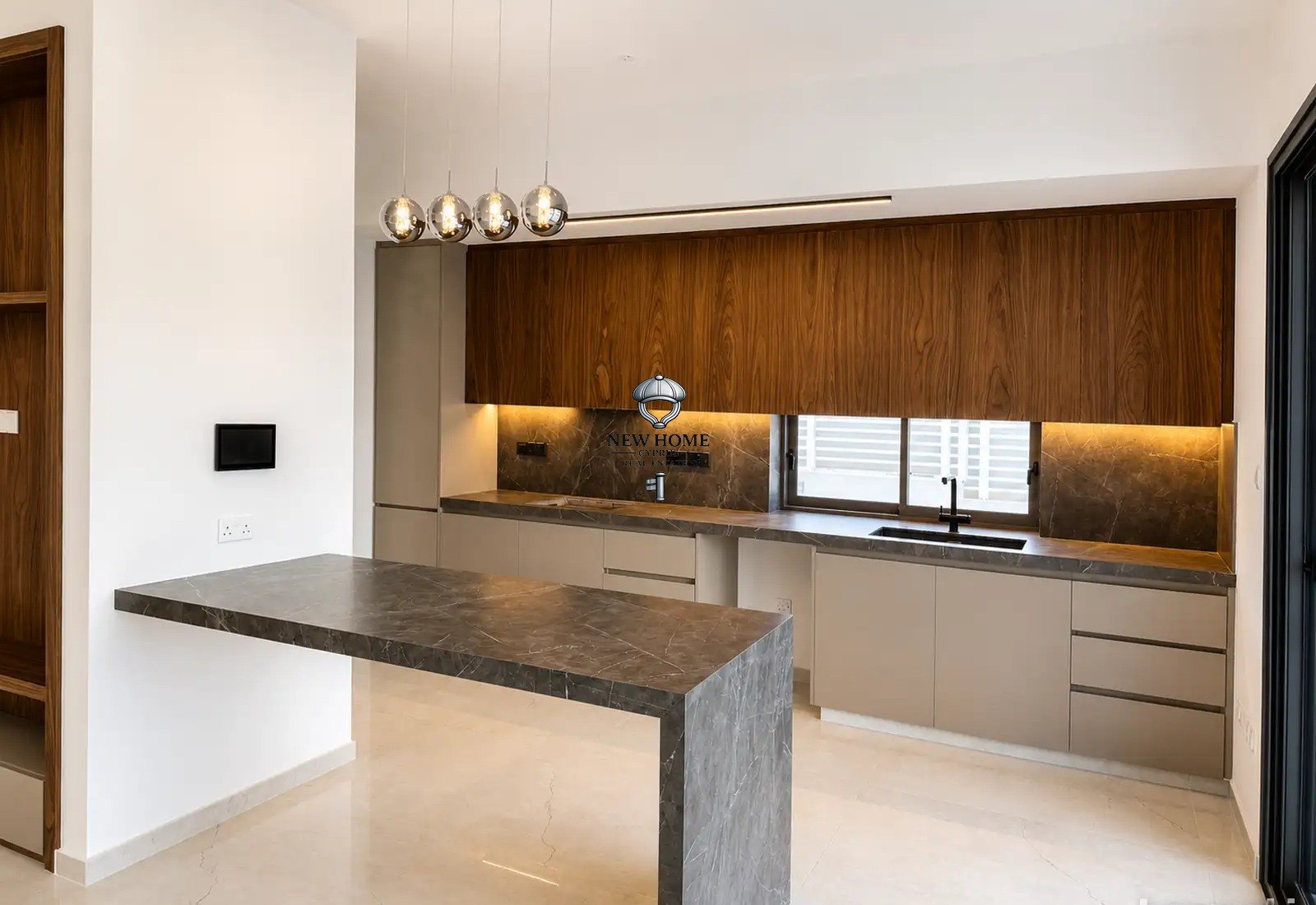 House, 4 bedrooms — 3