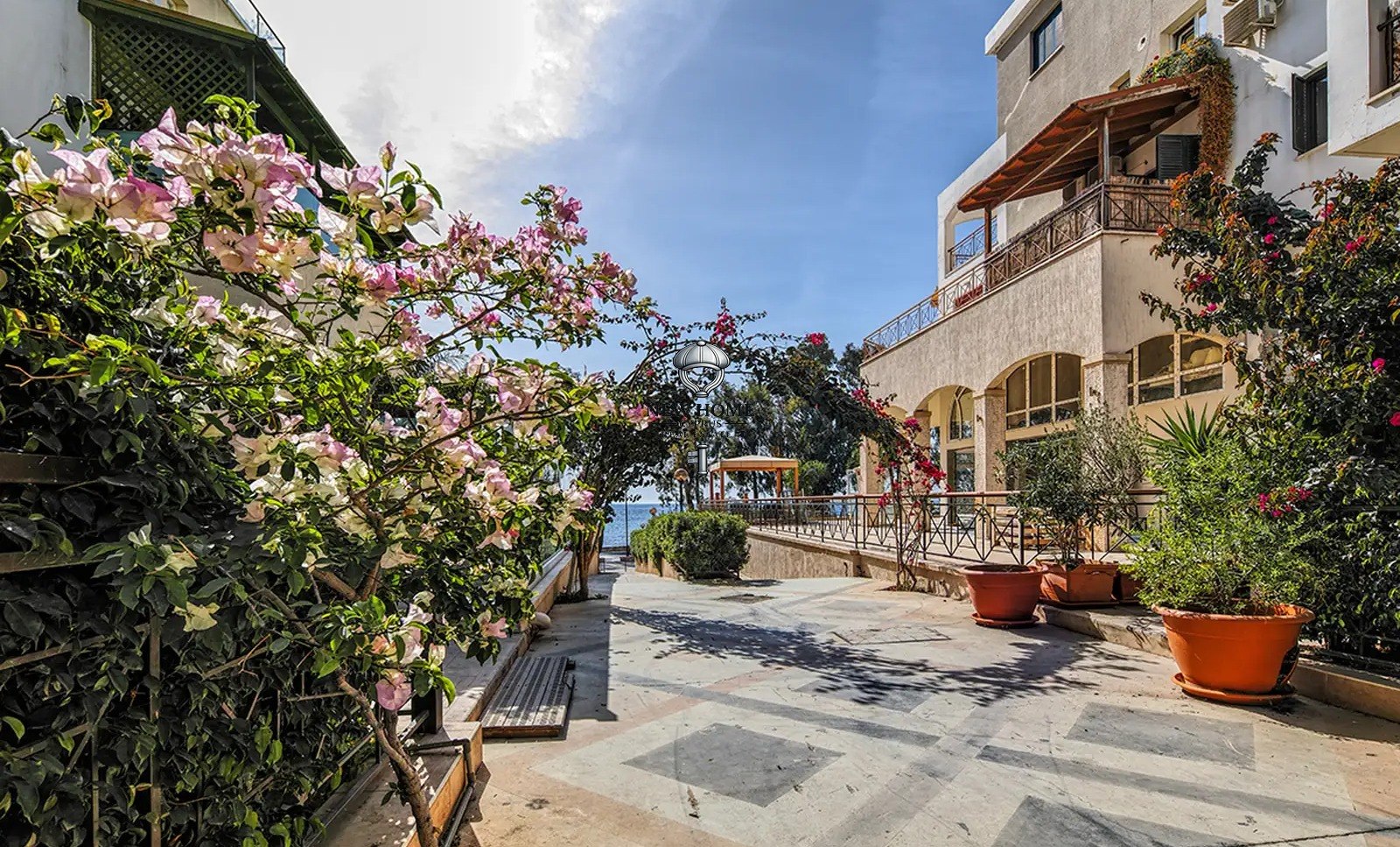 Apartment, 2 bedrooms — 5