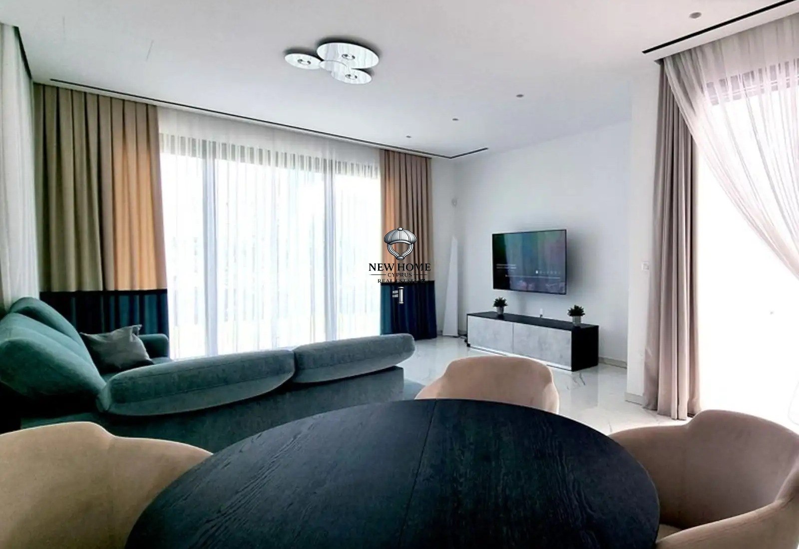 House, 4 bedrooms — 8